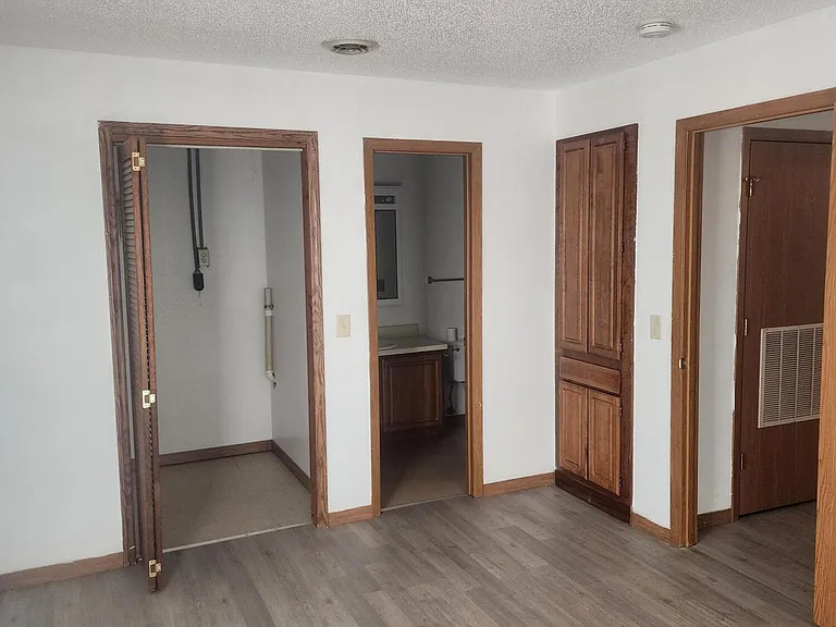 180 Ashwood Dr #C — Photo 18