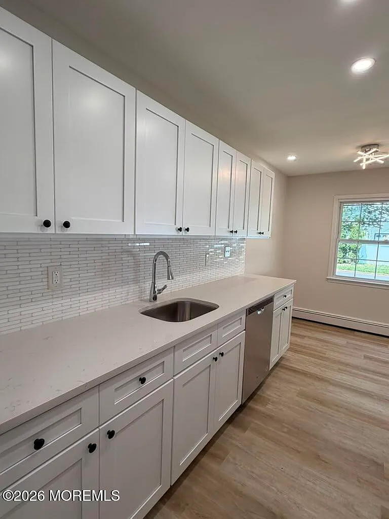 2 bed, 1.0 bath, 854 sqft, $2,550 — Photo 2
