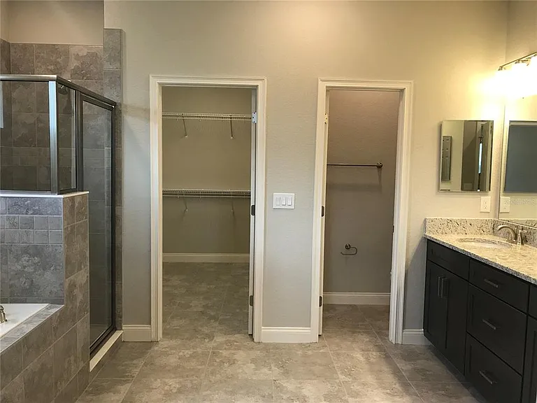 1437 Cypress View Ln — Photo 11