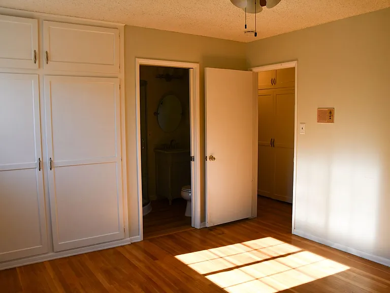 1210 E Oakmont Ave — Photo 29