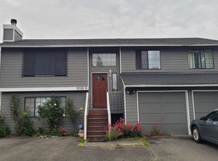 9028 Corliss Ave N #B, Seattle, WA 98103