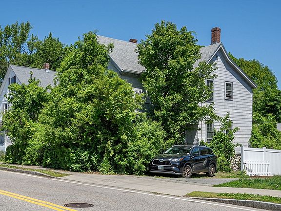 2nd image of 365 Nahatan St
