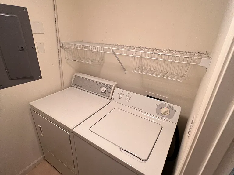 194 Sac Rd #D302 — Photo 13