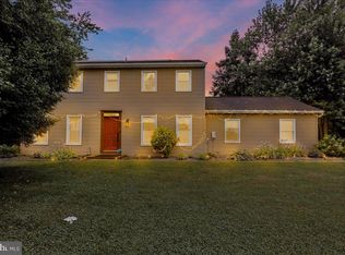40 Hunters Run Rd, Honey Brook, PA 19344
