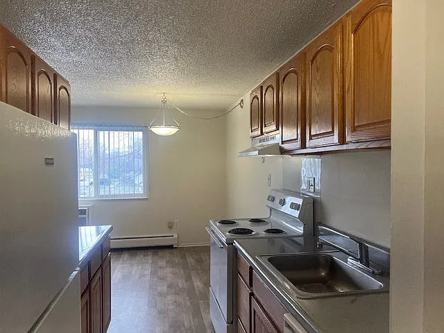 Westchester Towers Apartments — Photo 18