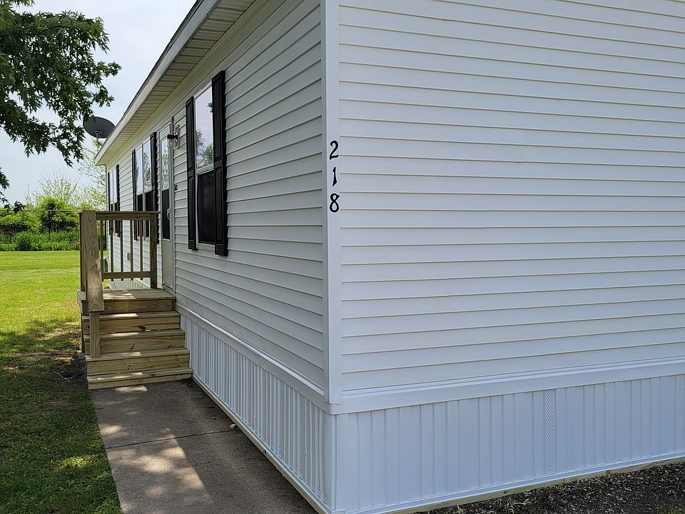 1st image of 218 Park Ln