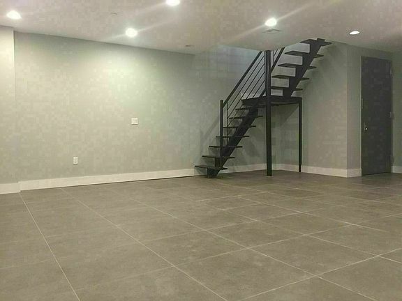 5th image of 1145 Greene Ave #1FF
