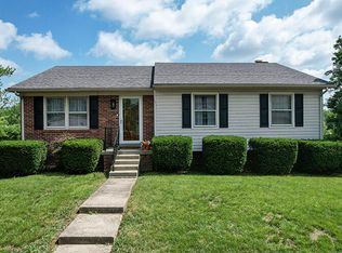 3700 Forest Green Dr, Lexington, KY 40517
