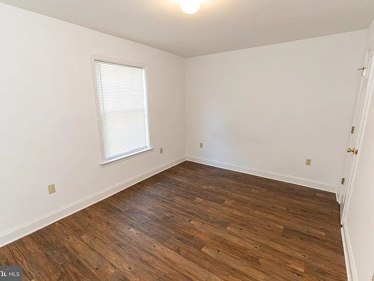 802 Travers St #4 — Photo 21