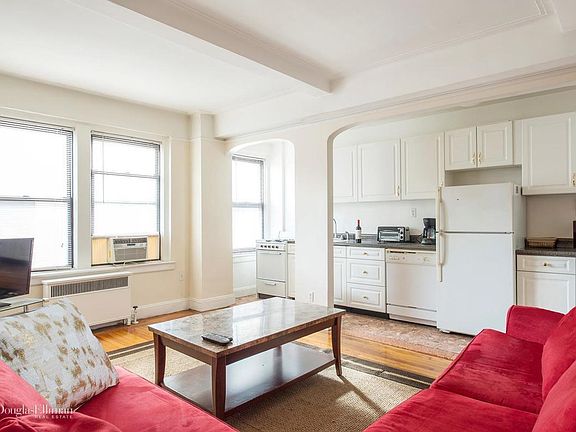 2nd image of 121 E 31st St APT 6H