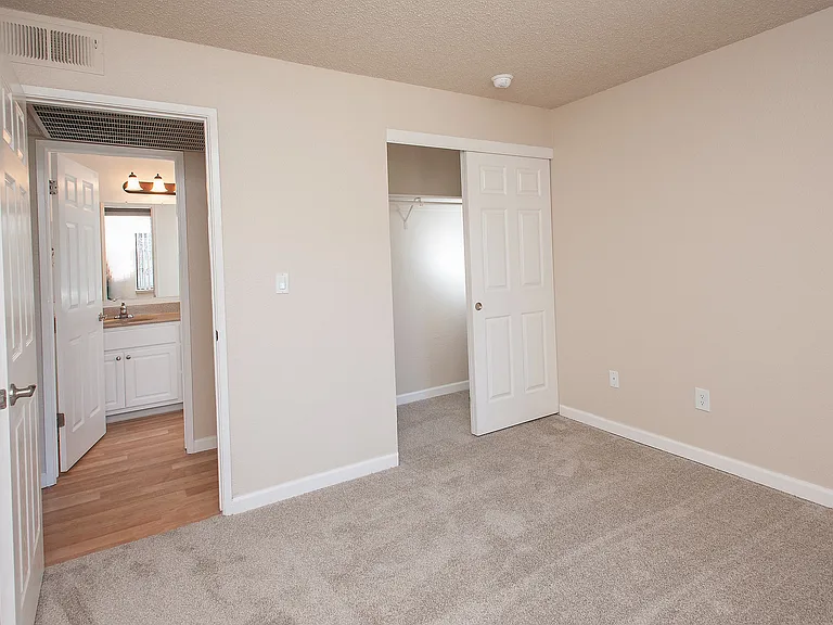 PTA Interior Bedroom (7)
