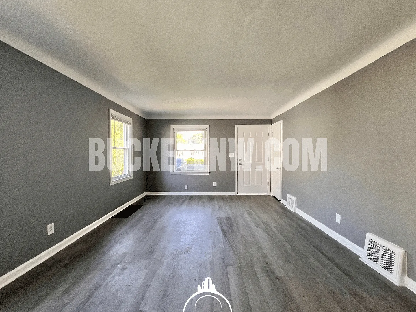 3 Bedroom House — Photo 4