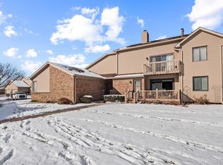 7077 Elmhurst, West Bloomfield, MI 48322