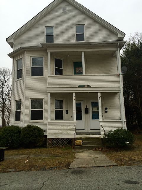 1st image of 96 Bracken St #1