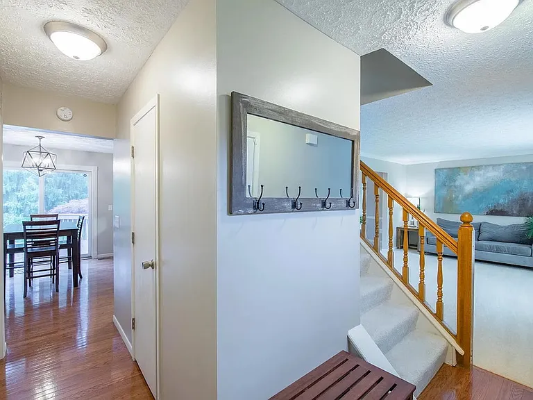 6887 Running Deer Pl — Photo 5