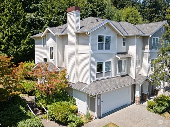 22009 39th Place S #121, Kent, WA 98032