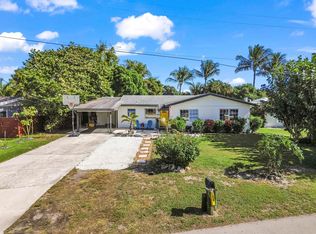 1080 W Shore Dr, West Palm Beach, FL 33406