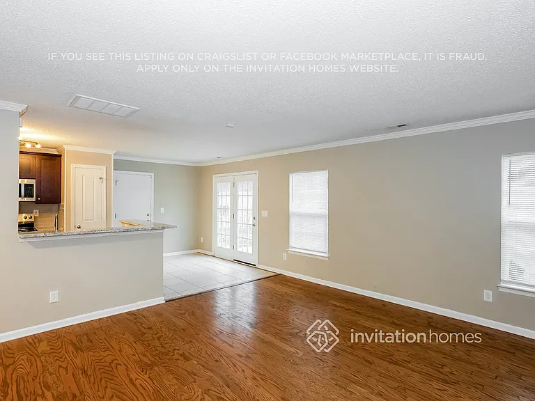 8138 Chatham Oaks Dr — Photo 6