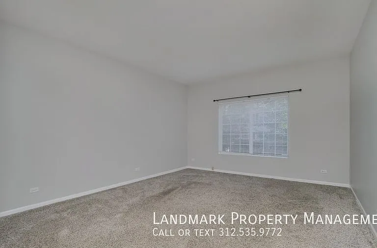 110 Enclave Cir #D — Photo 15