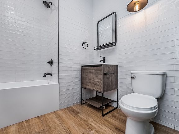 5th image of 255 18th St #186