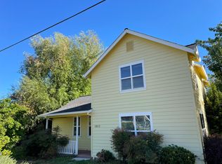 1013 Talent Ave, Talent, OR 97540