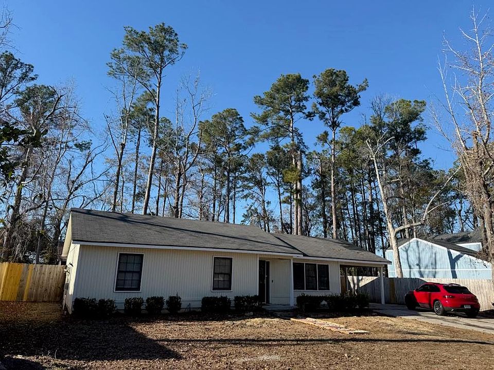 1st image of 3120 Tyndall Dr