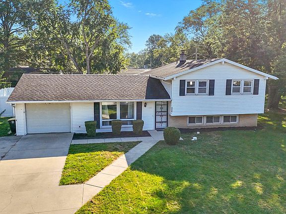 2nd image of 4030 Fernbank Dr