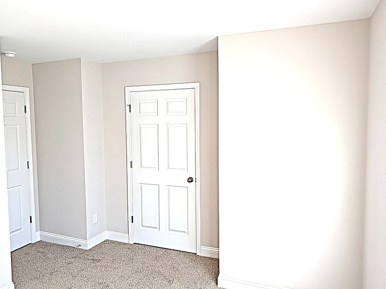 138 Loren Rd — Photo 12