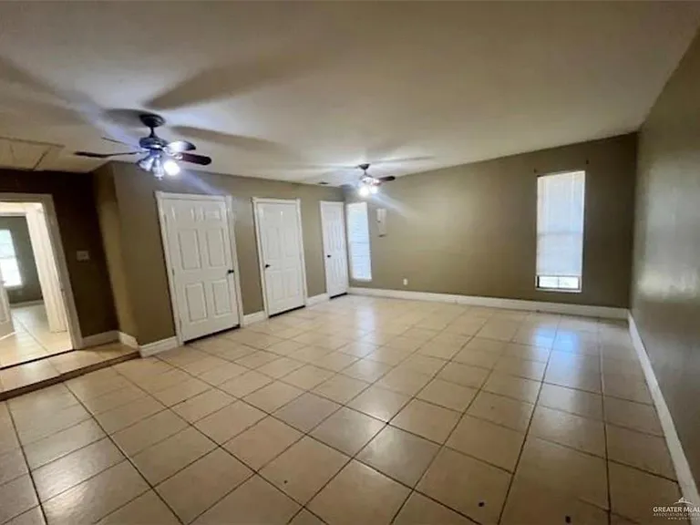 1305 Zarate St — Photo 7