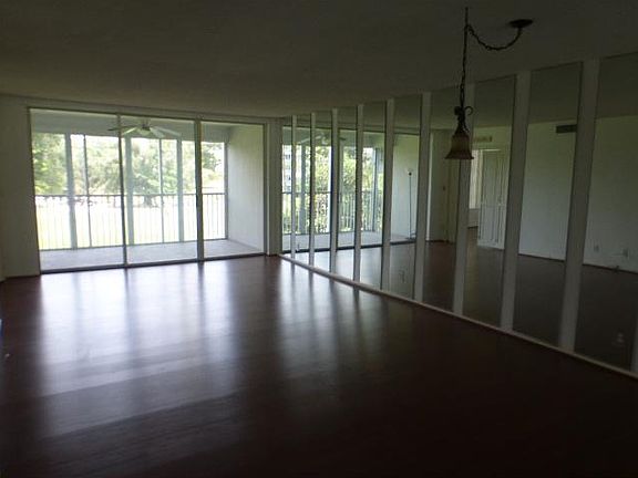 5th image of 3351 S Palm Aire Dr APT 308