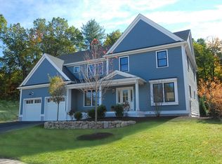 1053 Main St #4, Concord, MA 01742