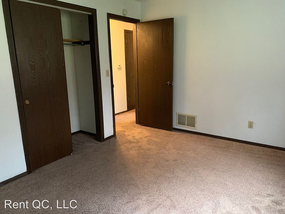 Timber Knoll 3741 3741 53rd St Moline, IL Zillow