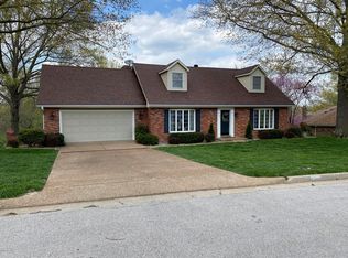 1319 Vista Campo, Jefferson City, MO 65109