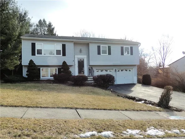 3 King St, Monroe, NY 10950