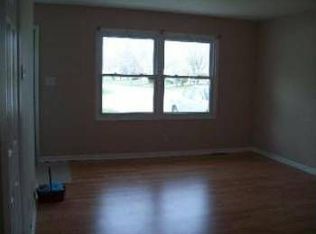 960 Southbridge Dr, Aurora, IL