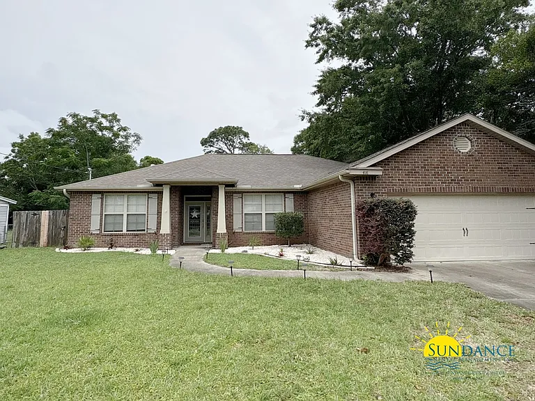418 Westminster Rd — Photo 1