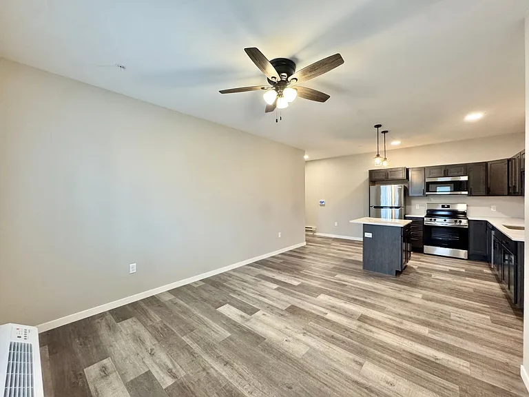 765 Meridian St — Photo 12