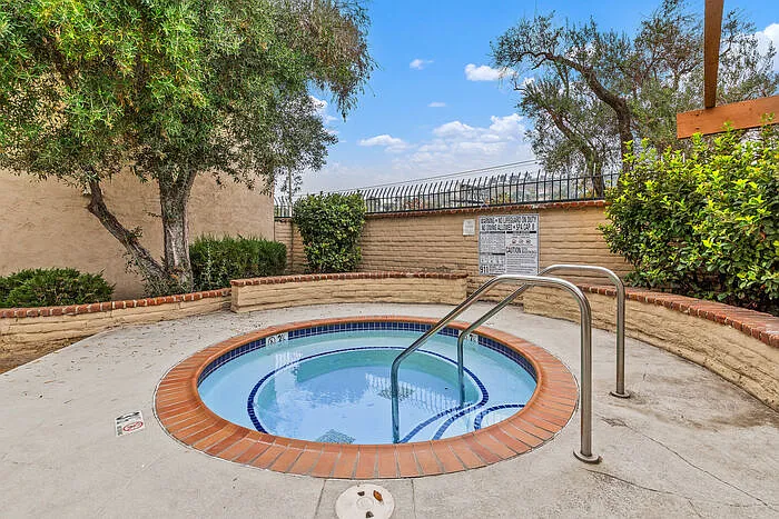 6821 Alvarado Rd #11 — Photo 33