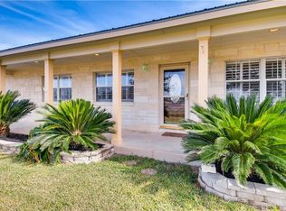 201 Tucek Rd, Taylor, TX 76574