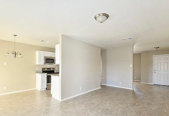 5th image of 6807 Castile De Oro