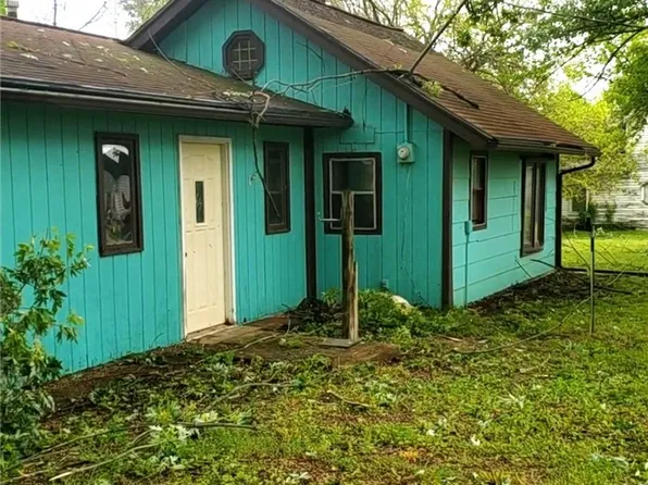 23831 Hughes Ln, Pleasantville, IA 50225