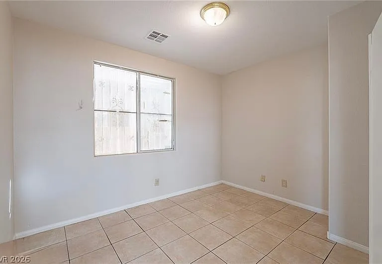 3588 White Mountain St — Photo 9