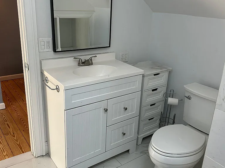 28 Pond Meadow Rd #RIGHT — Photo 9