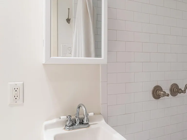 2319 English Village Ln — Photo 22