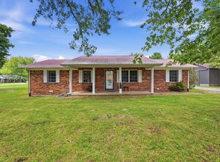 212 Austin Cir, Livingston, TN 38570