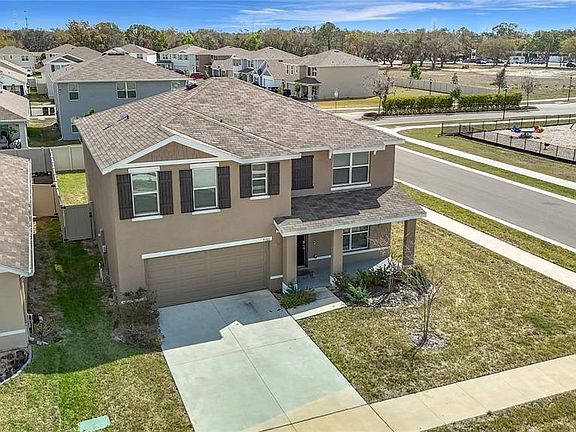 3rd image of 9201 Sapphire Creek Pl