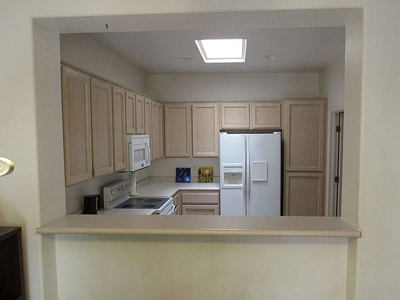 5th image of 2644 Harrisburg Ave