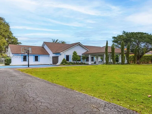 11301 SW 95th St, Miami, FL 33176