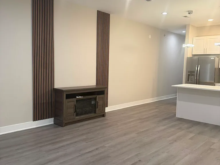 5549 N Lincoln Ave #3 — Photo 8