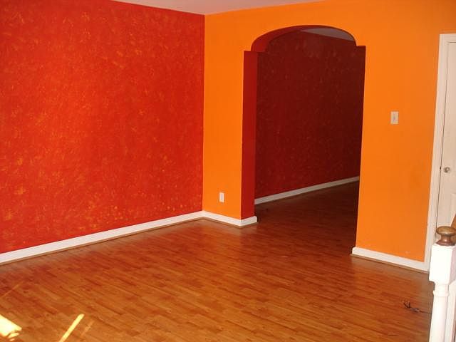 2nd image of 6837 Souder St